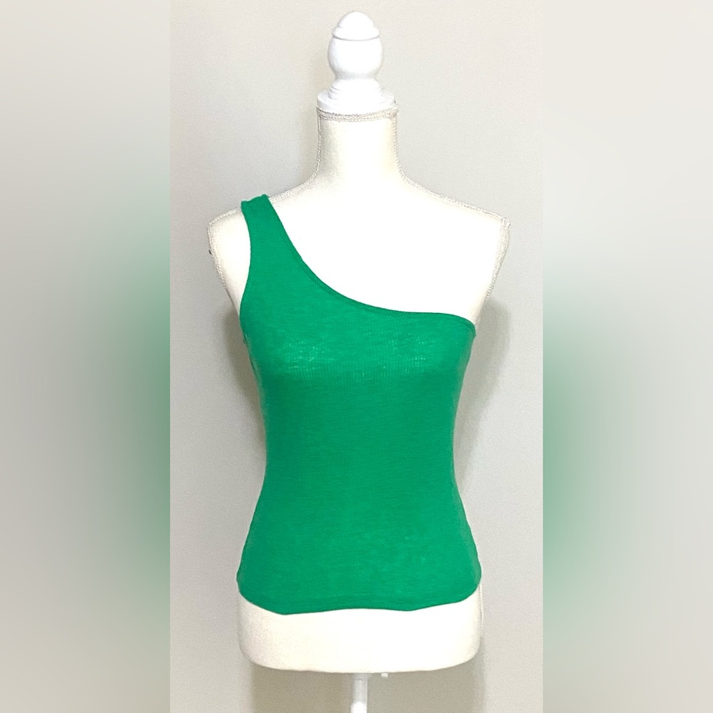 Crown & Ivy Cabana Womens M Ribbed Asymmetrical Green Top Boho Fall Preppy 90s